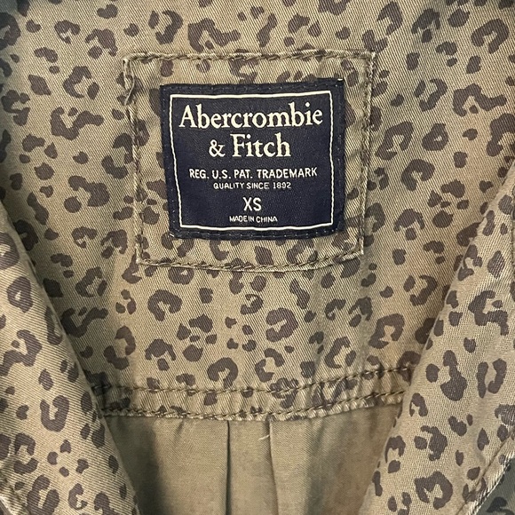 Abercrombie Leopard Print Jumpsuit - Picture 3 of 6